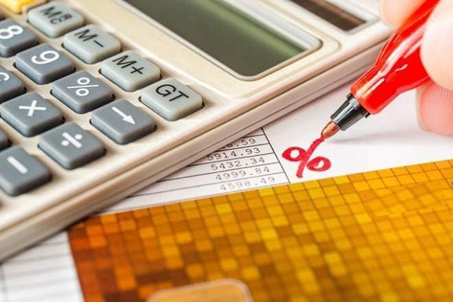 Người đi vay sẽ phải thanh toán thêm phí trả chậm khoảng 2 – 3% Vay Tiền Online Không Trả Có Sao Không: 3