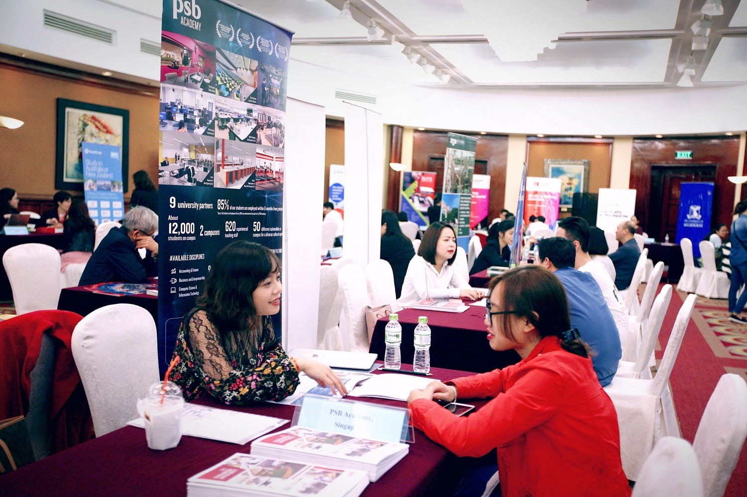Vay tiền Du học singapore
