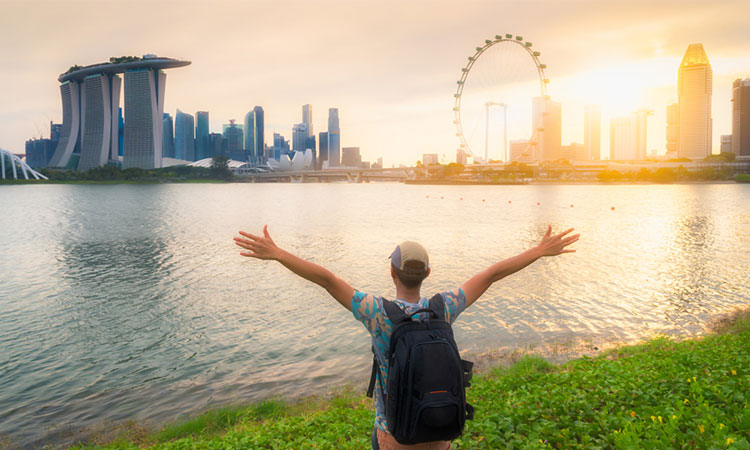 Vay tiền du học Singapore